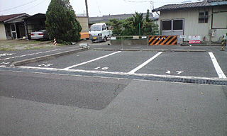 江戸橋1丁目　黒宮駐車場